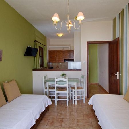 Iro Family Apartments Pelion レフォカストロ エクステリア 写真
