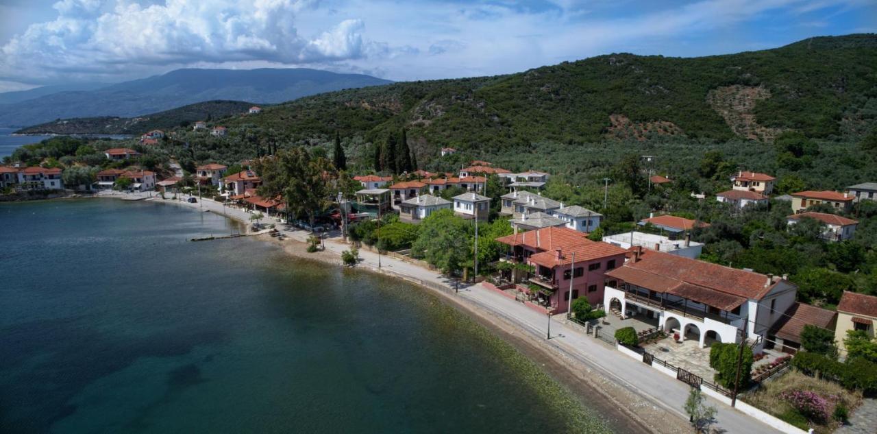 Iro Family Apartments Pelion レフォカストロ エクステリア 写真