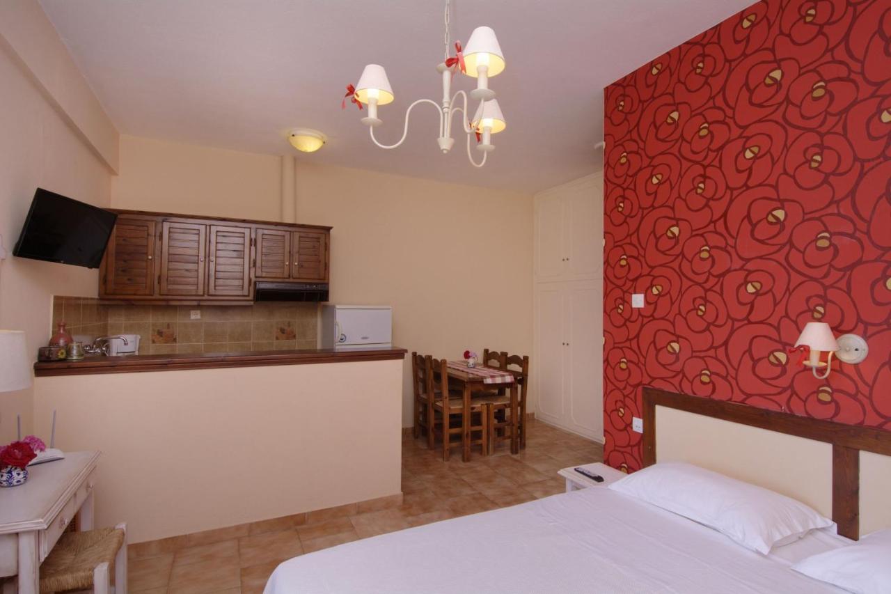 Iro Family Apartments Pelion レフォカストロ エクステリア 写真