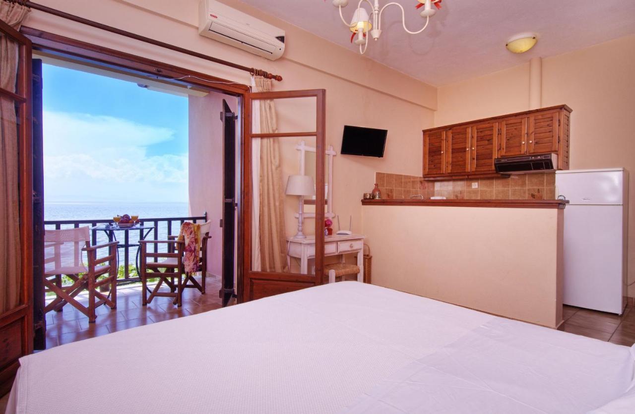 Iro Family Apartments Pelion レフォカストロ エクステリア 写真