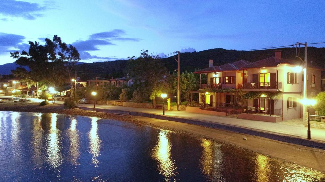 Iro Family Apartments Pelion レフォカストロ エクステリア 写真