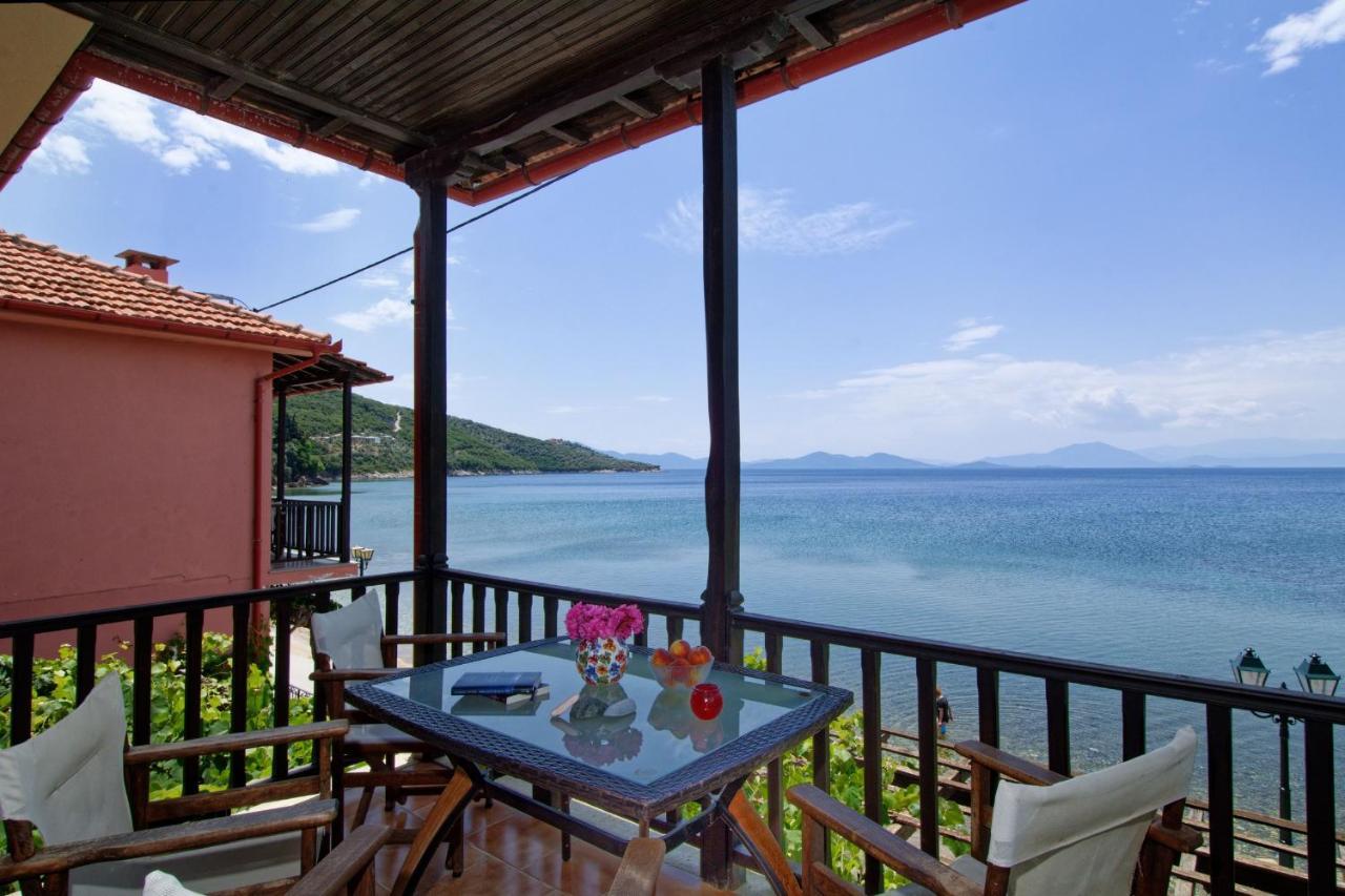 Iro Family Apartments Pelion レフォカストロ エクステリア 写真