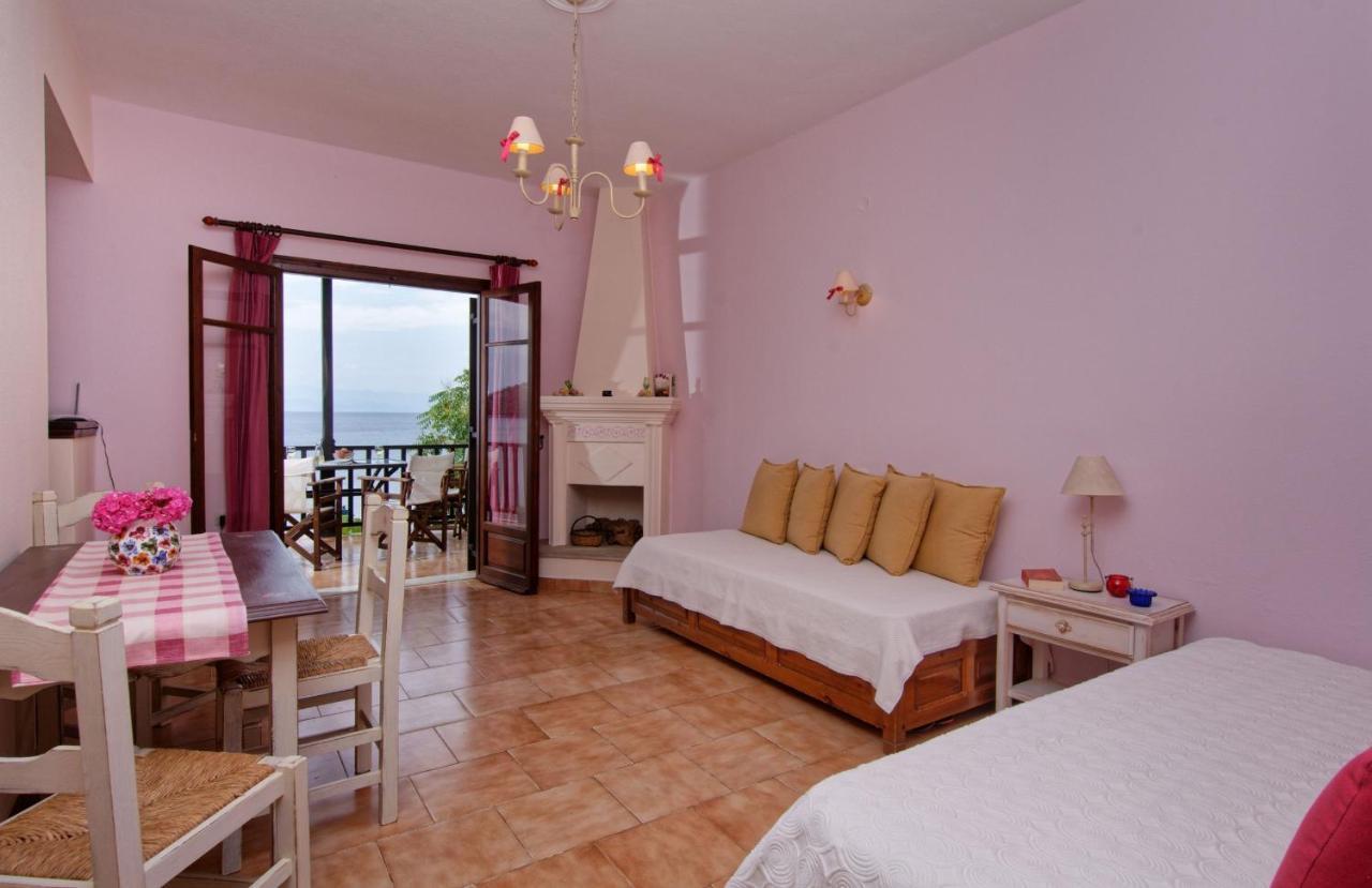 Iro Family Apartments Pelion レフォカストロ エクステリア 写真
