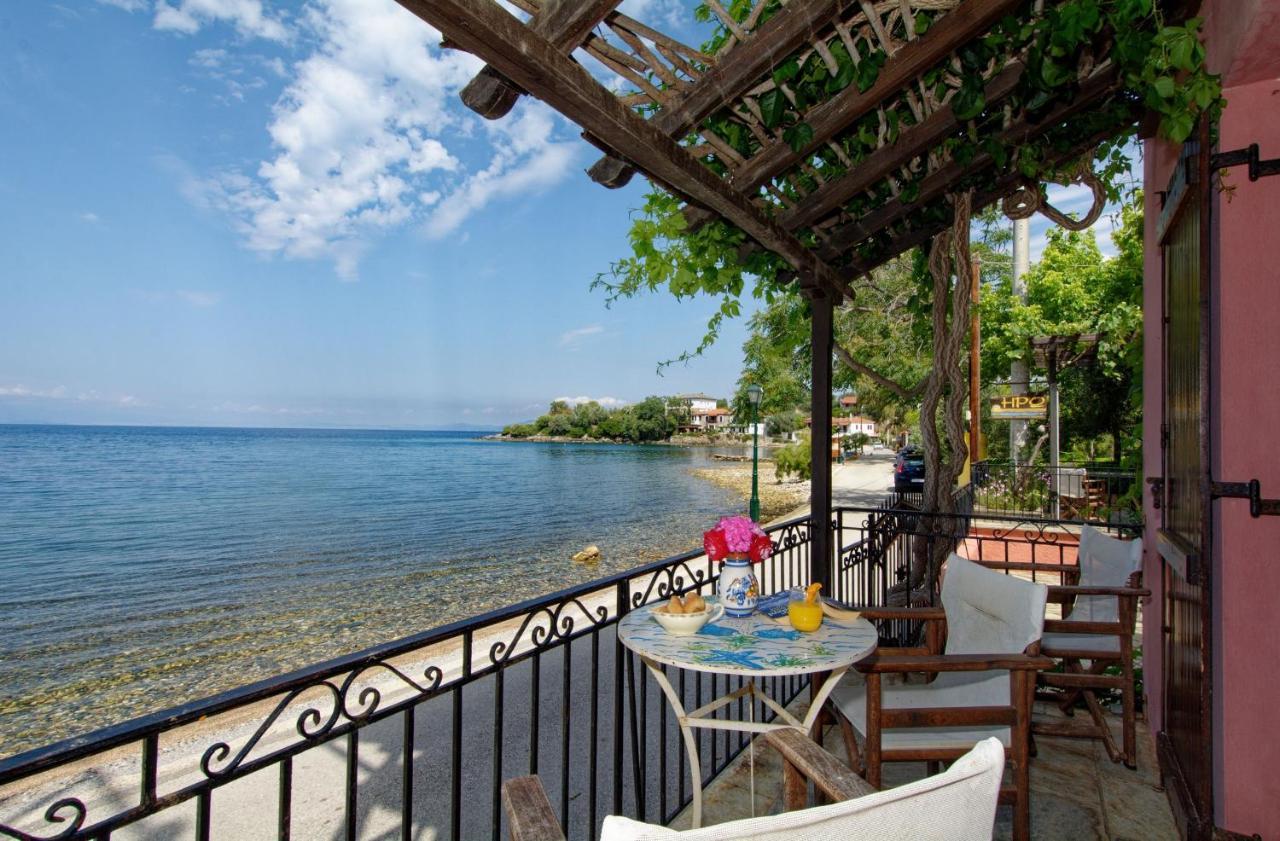 Iro Family Apartments Pelion レフォカストロ エクステリア 写真