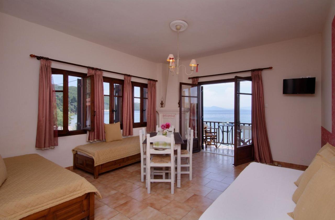 Iro Family Apartments Pelion レフォカストロ エクステリア 写真