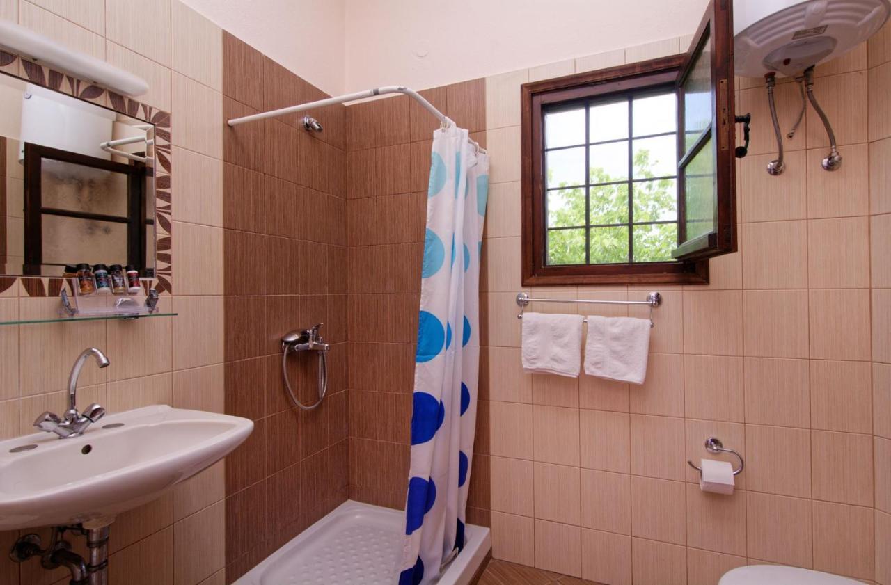 Iro Family Apartments Pelion レフォカストロ エクステリア 写真